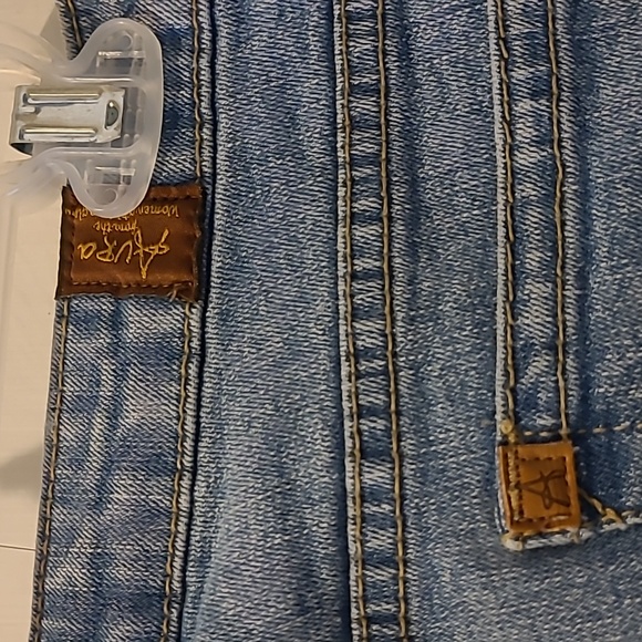 AURA ladies jeans - Picture 4 of 6